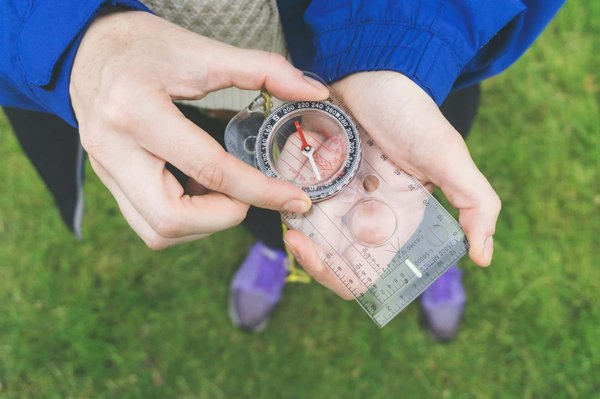 Quels sont les meilleurs itinéraires pour un road trip à travers les Highlands d'Écosse ?
